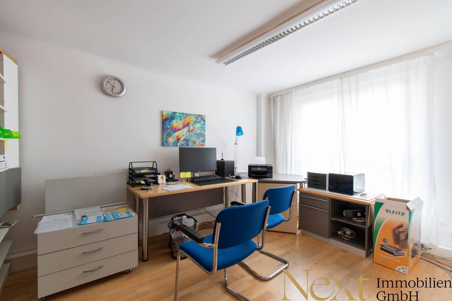 Central office space directly on Linzer Landstraße available for rent now