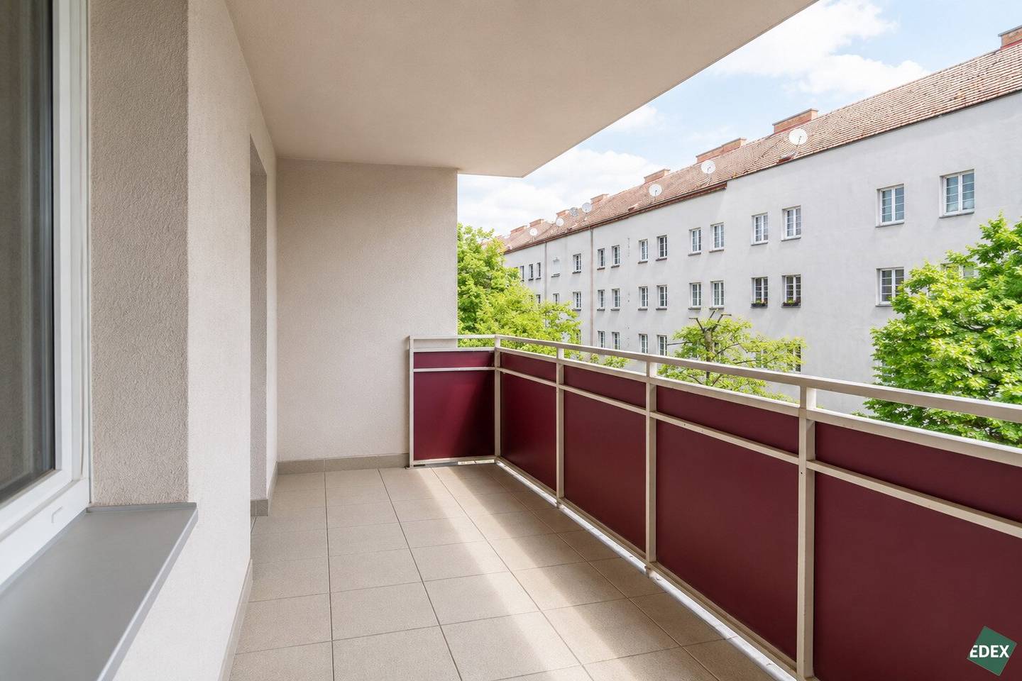 5-Zimmer-Familienwohnung mit zwei Loggien
