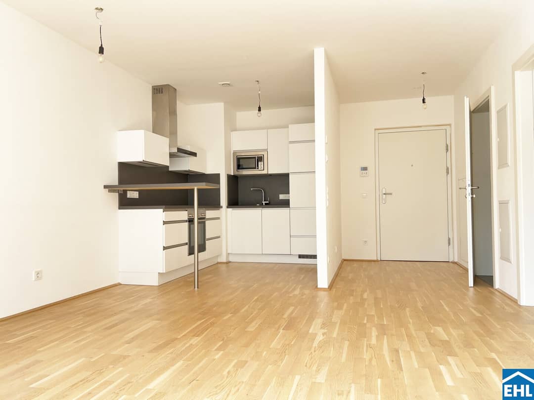 Helle Wohnung mit Südwestbalkon und Einbauküche
