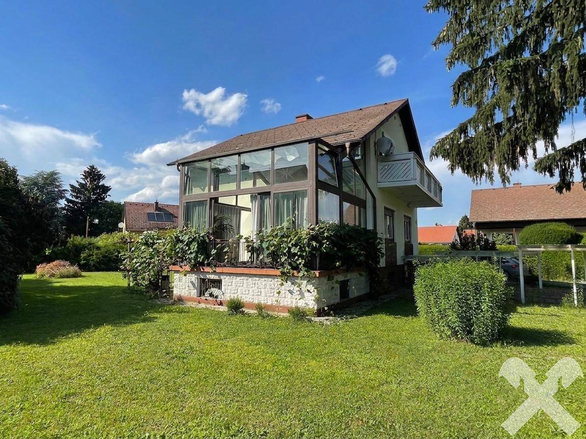 Family house with garden in quiet cul-de-sac location