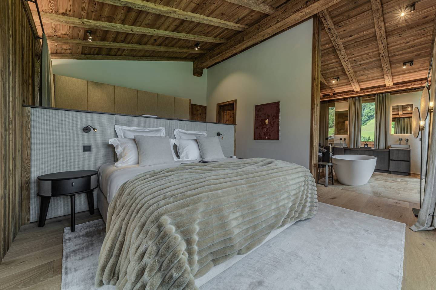 Chalet Neubau mit Wellnessbereich und Skiabfahrt in Aschau
