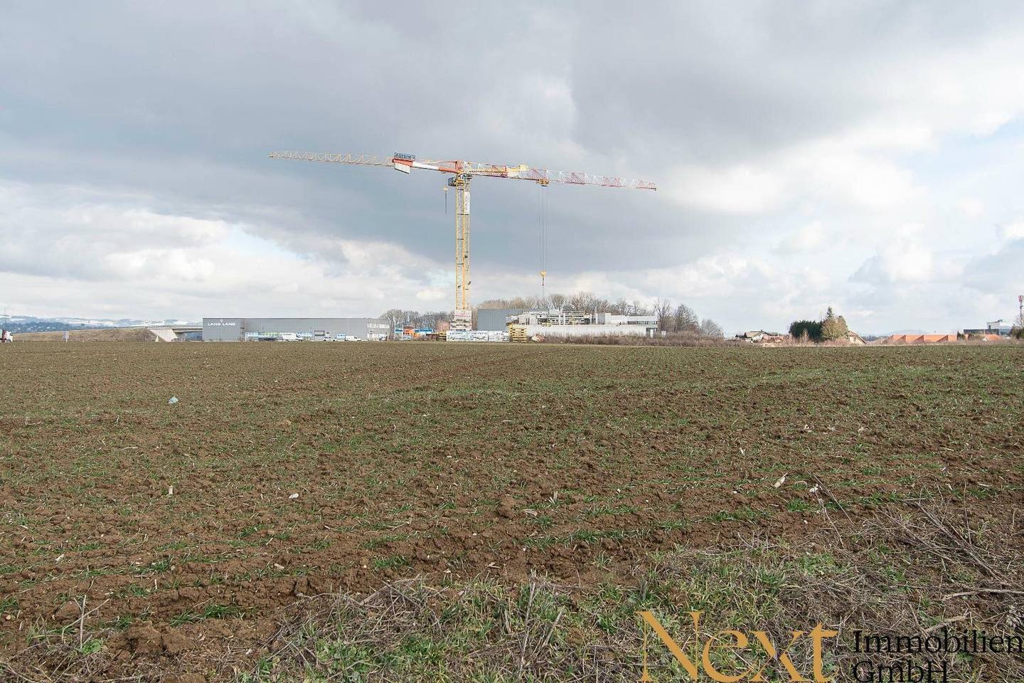 Ca. 5.868m² Baurecht (erweiterbar um ca. 3.000m²) in Leonding zu vergeben! Widmung Betriebsbaugebiet!