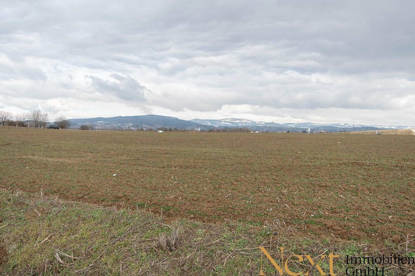 Ca. 5.868m² Baurecht (erweiterbar um ca. 3.000m²) in Leonding zu vergeben! Widmung Betriebsbaugebiet!
