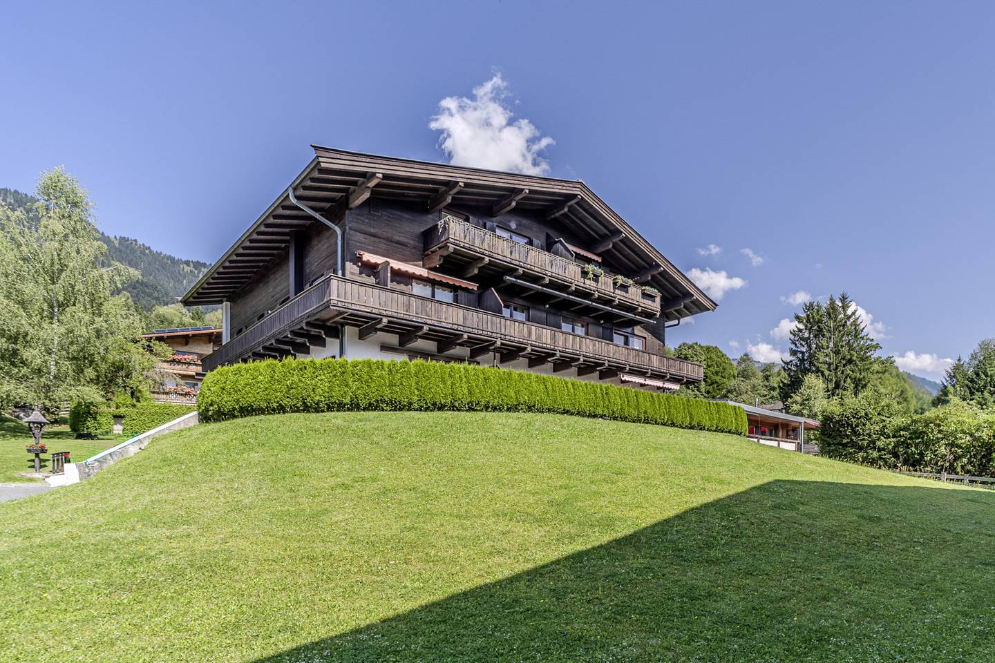 Premium apartment with balcony and view of Kitzbühel