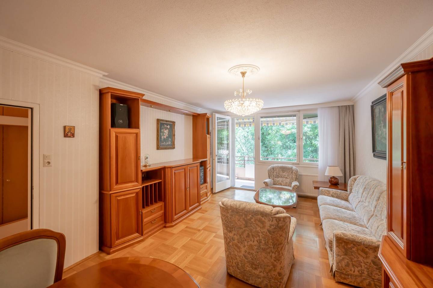 Gepflegte Wohnung mit Südwestloggia und Tiefgarage