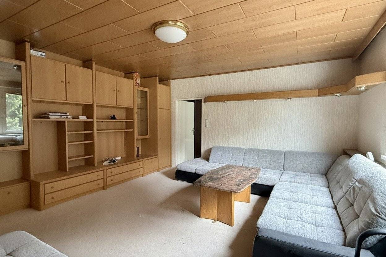 Furnished 2 Room Apartment with Garage Box in Courtyard Setting