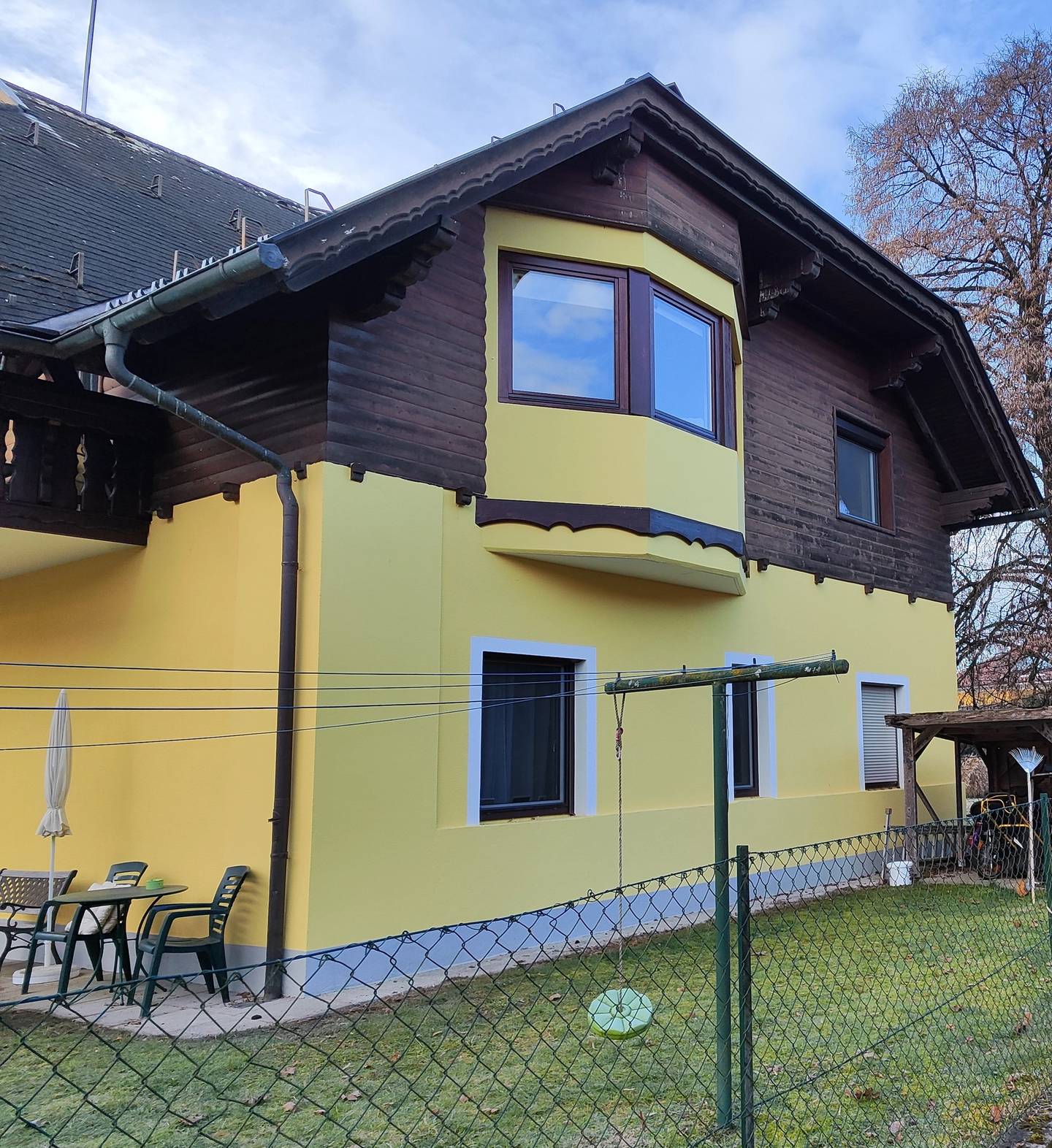 Renditeobjekt mit Garage und Stellplätzen