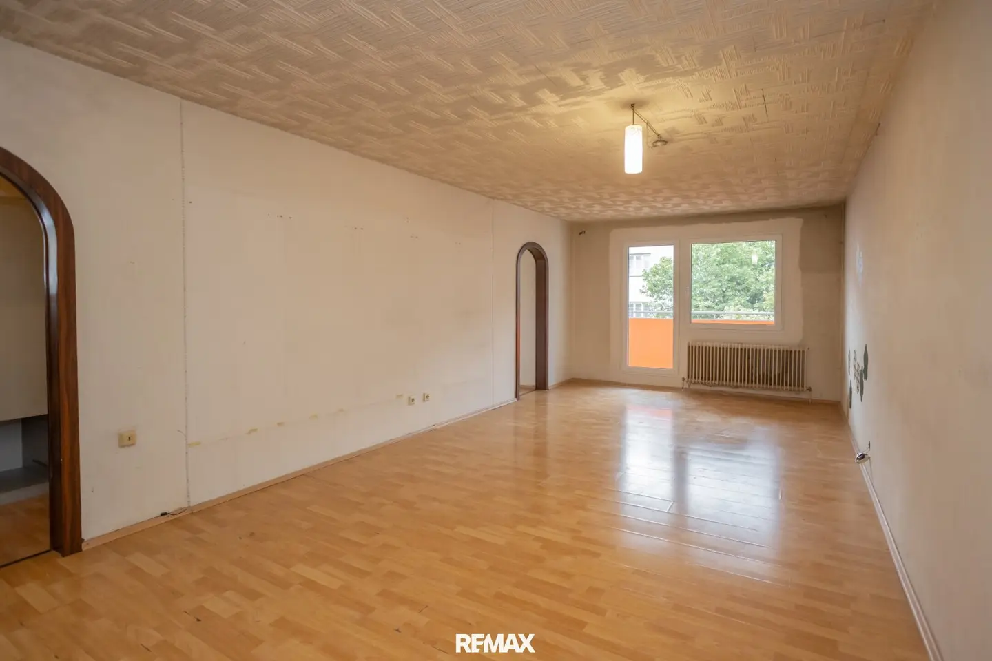 Bright 3-room apartment with loggia in 1200 Vienna, suitable for flatshare