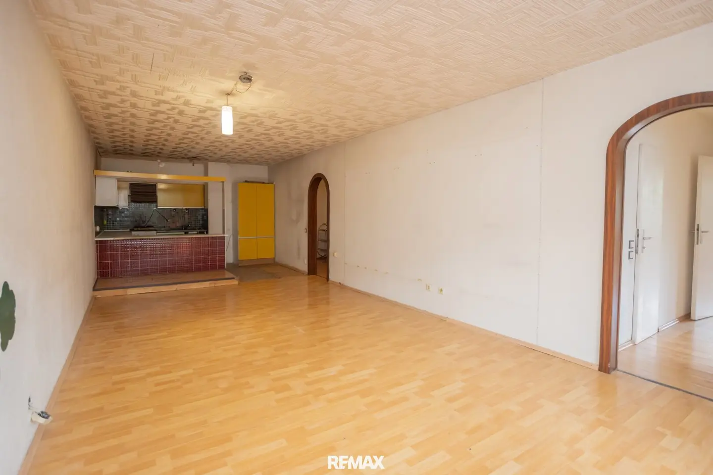 Bright 3-room apartment with loggia in 1200 Vienna, suitable for flatshare