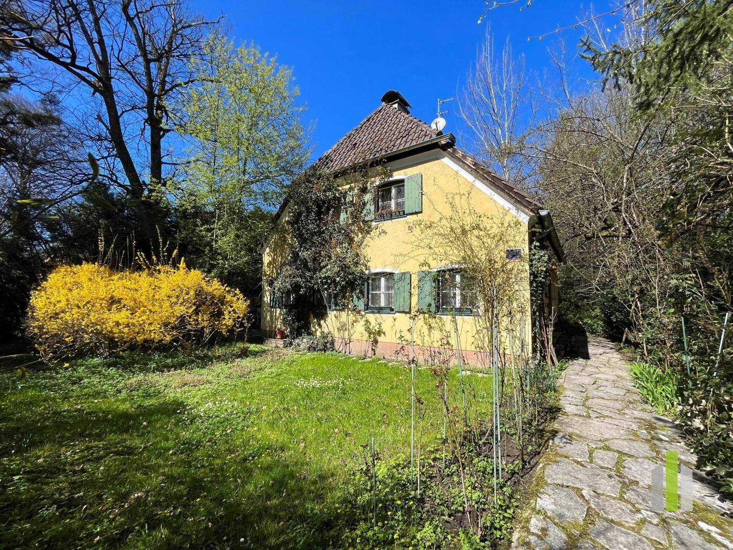 Single-family house in quiet location with garden in Salzburg Parsch