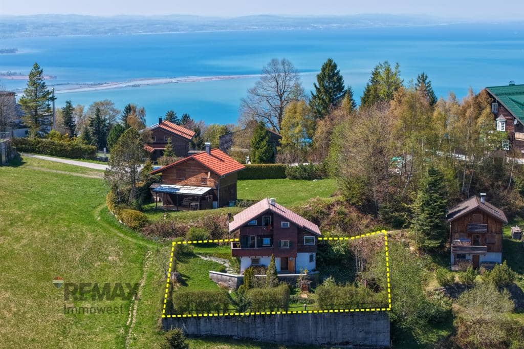 Ferienhaus mit Bergblick und sonniger Terrasse am Pfänder