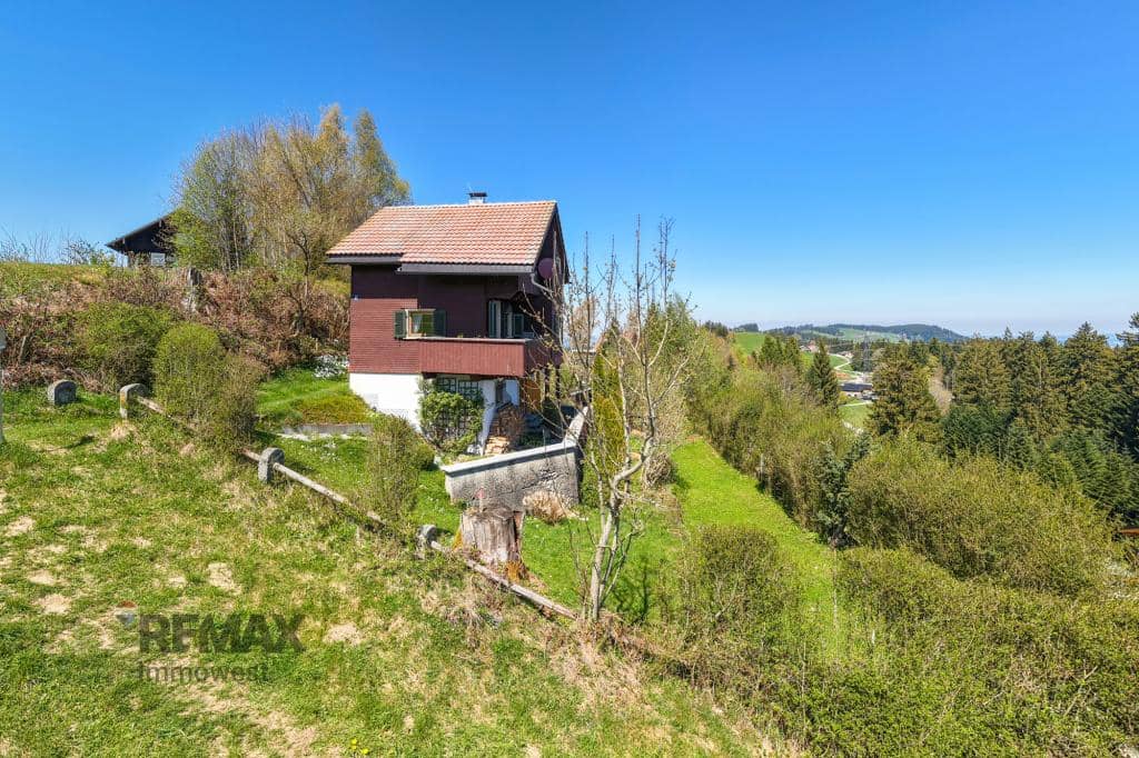 Ferienhaus mit Bergblick und sonniger Terrasse am Pfänder