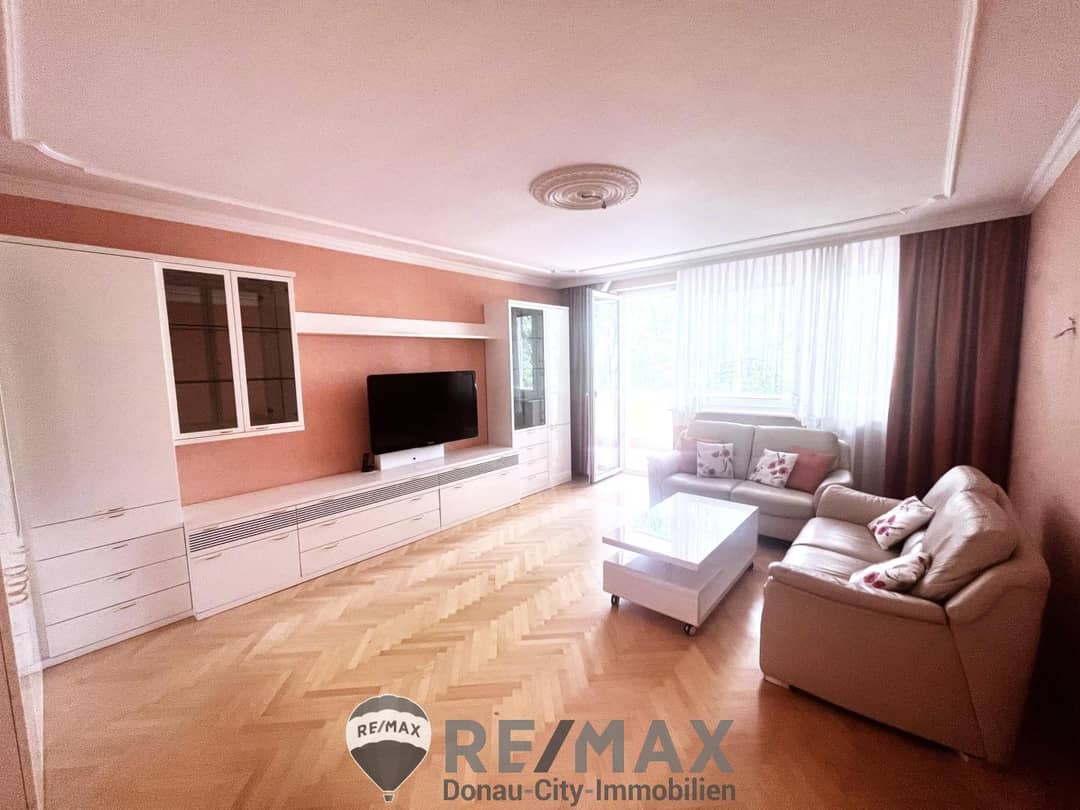 02 Wohnzimmer