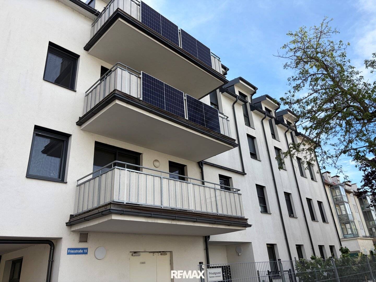 Neuwertige Wohnung mit Balkonen und Terrasse in Bad Vöslau