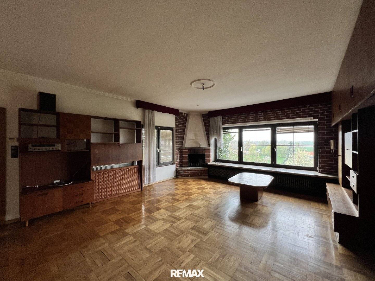 Single-family house with garden in Altenhofen