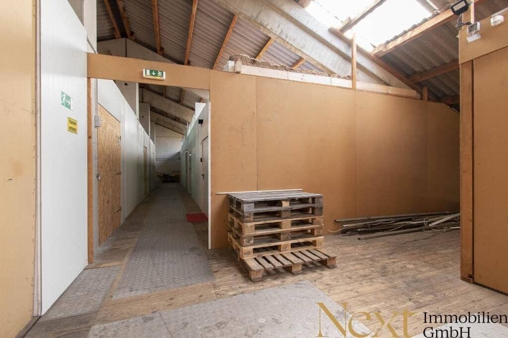 Cold storage spaces in an ideal traffic location in Hörsching for rent - commission-free