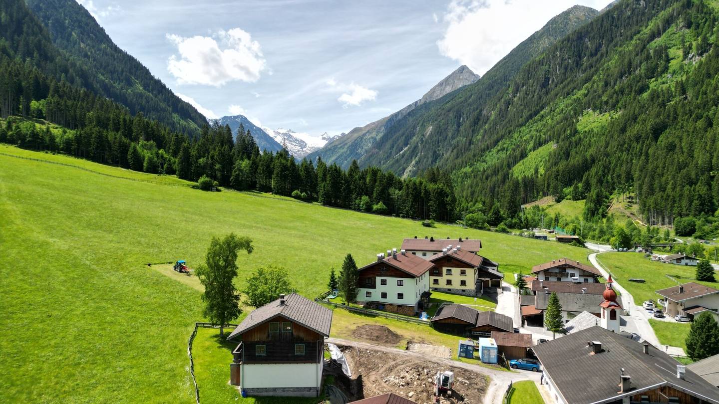 Sonnenverwöhntes Baugrundstück mit idealem Zuschnitt in Krößbach