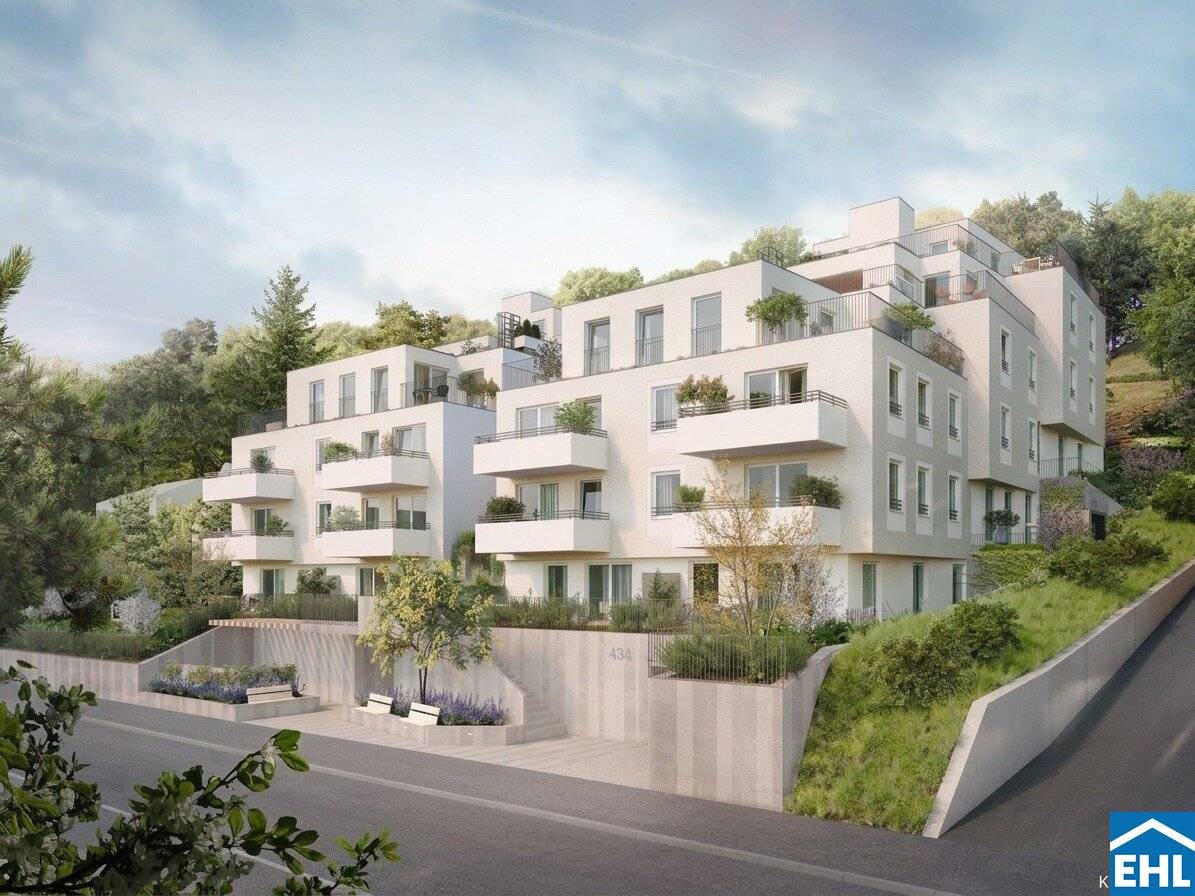 Bright new-build apartment with garden and panoramic view
