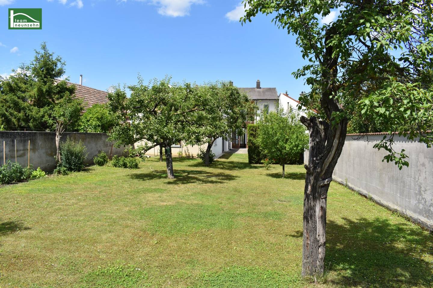 Einfamilienhaus mit Garten Balkon und Garage in Schattendorf