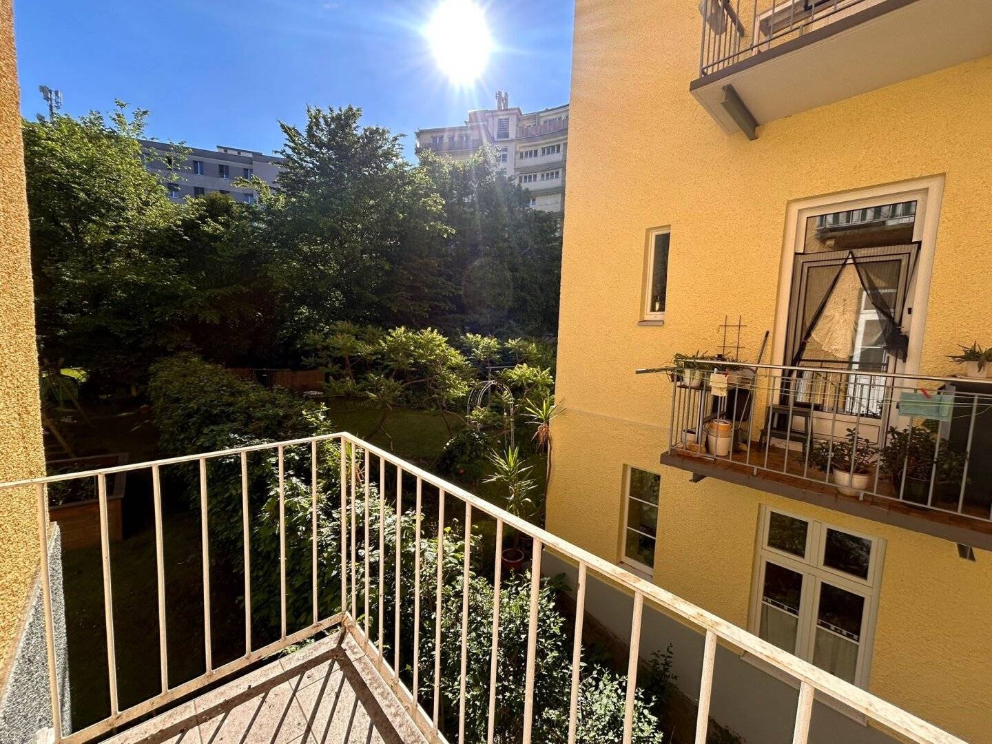 Altbauwohnung mit Balkon in Geidorf