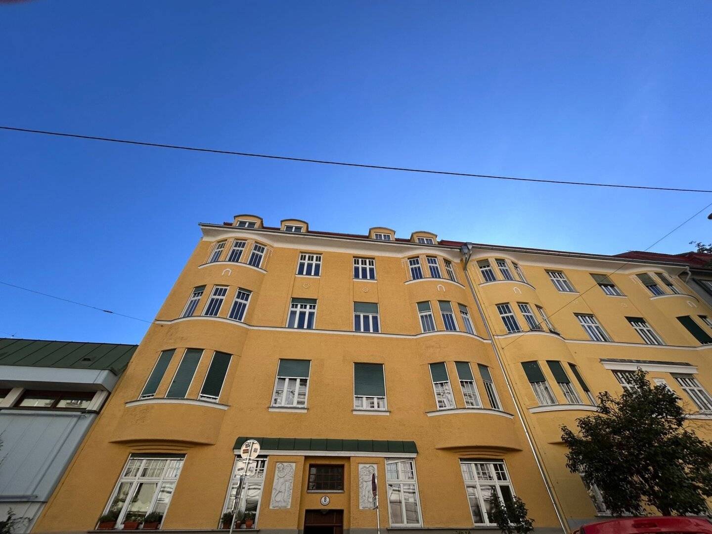 Altbauwohnung mit Balkon in Geidorf