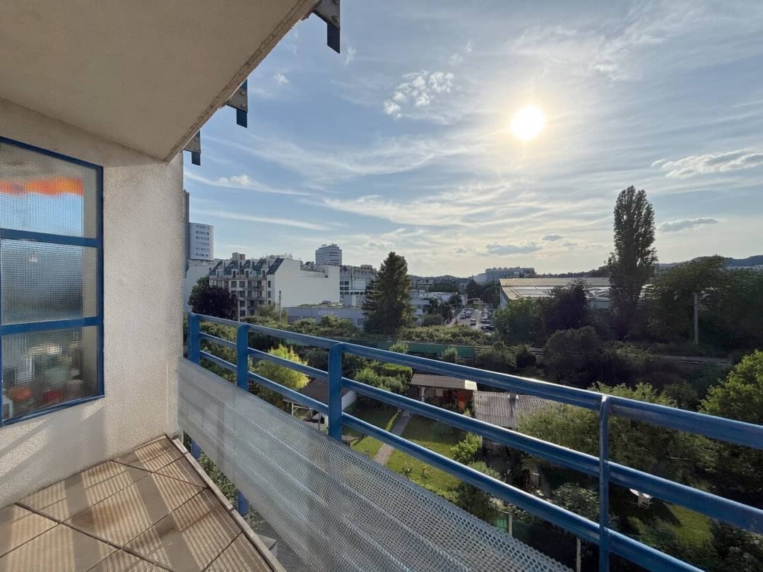 Wohnung mit Loggia und Einbauküche in Brigittenau