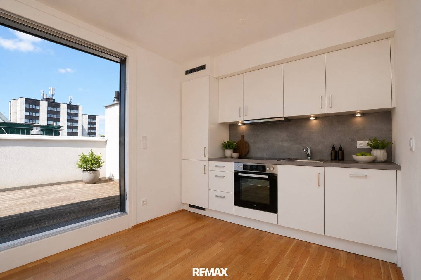Dachgeschosswohnung mit Südwest Terrasse und Fernblick