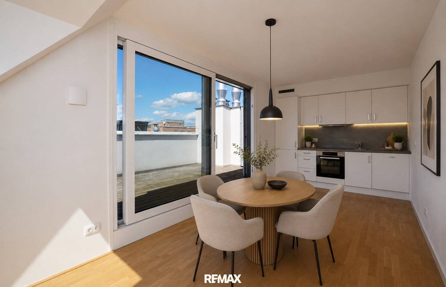 Dachgeschosswohnung mit Südwest Terrasse und Fernblick