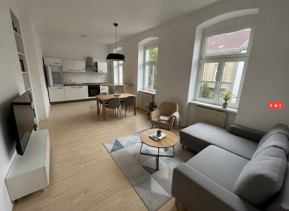 Altbau Apartment with Open Kitchen near Südbahnhofmarkt
