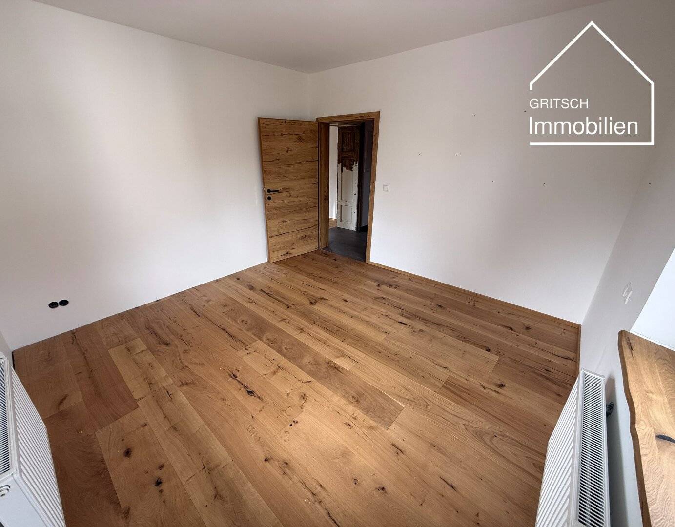 Recently renovated apartment with loggia and garden in Absam