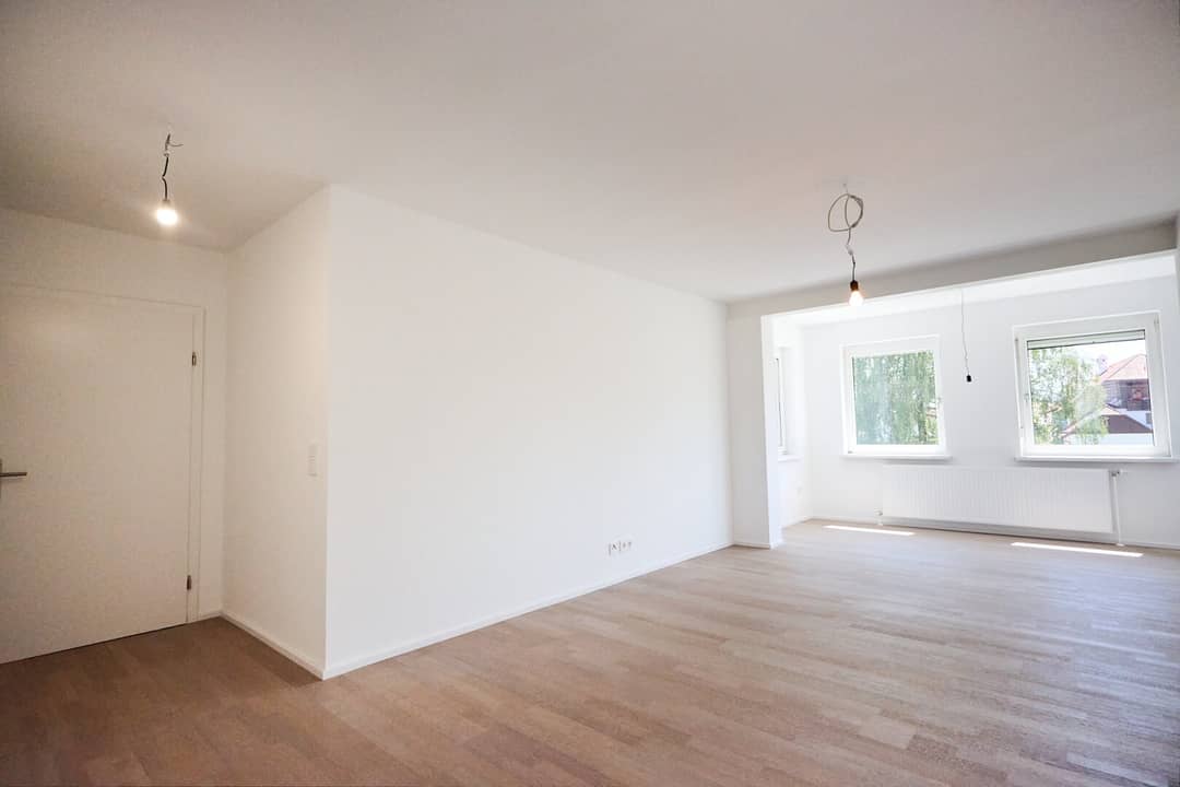 Renovated Apartment with Traunstein View and Two Parking Spaces