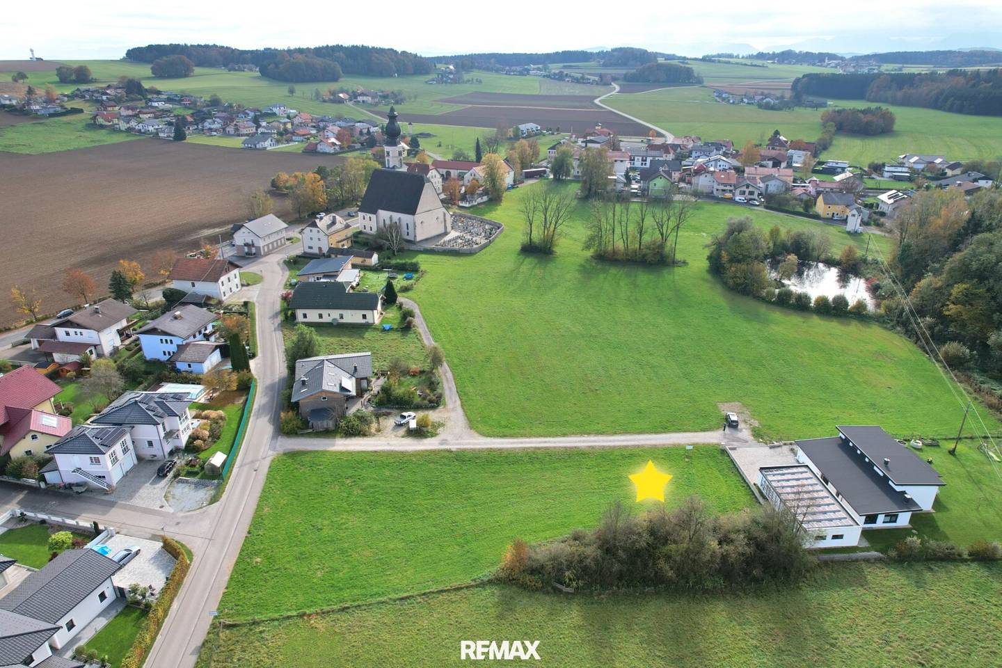 Sonniges Baugrundstück in ruhiger Lage