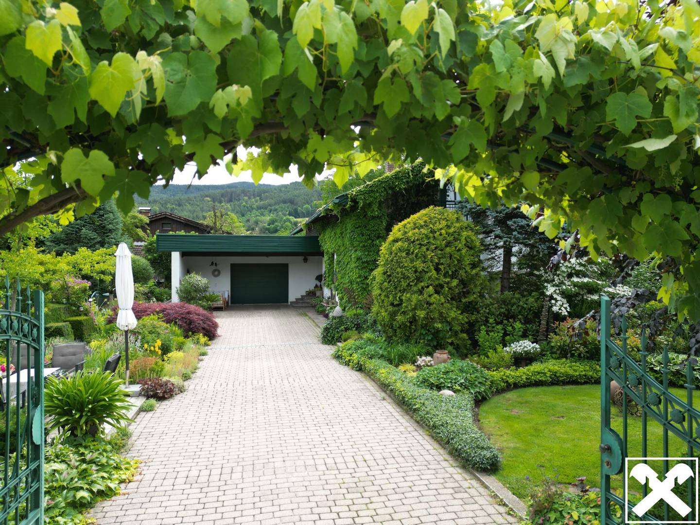 Elegantes Haus mit Pool und Garten in Bleiburg