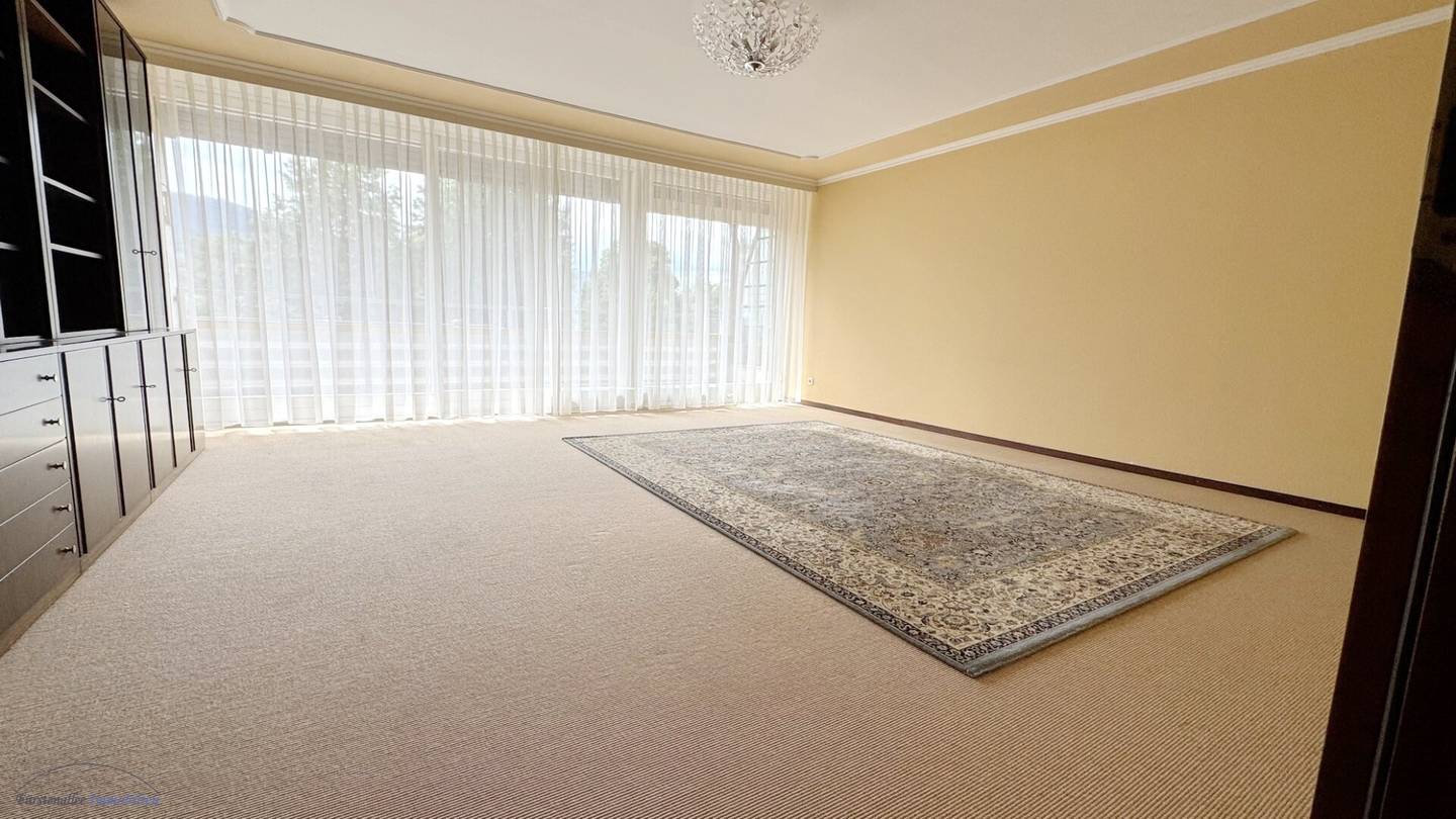 Geräumige 3-Zimmer-Wohnung mit Süd- und Nordbalkon und Tiefgaragenplatz