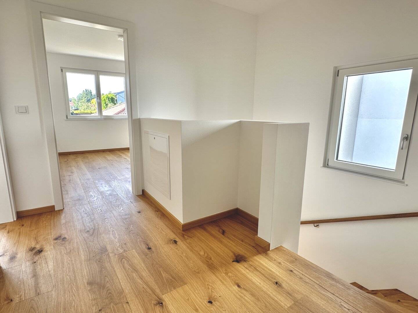 New build semi-detached house with garden and underfloor heating
