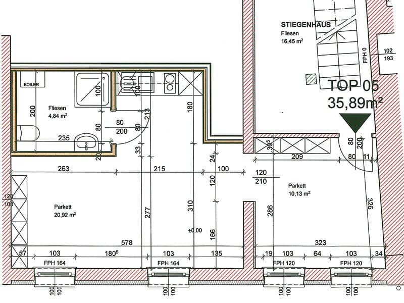 Office in a four-sided courtyard with parking and storage