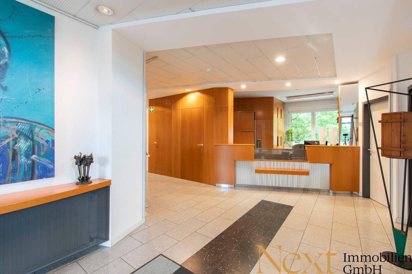 Central office space with ideal layout in Linz for rent