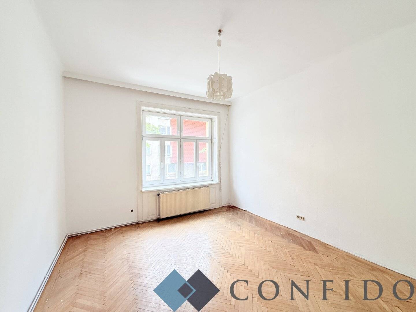 Renovation-Ready Altbau Apartment with Open Kitchen near Stöberplatz