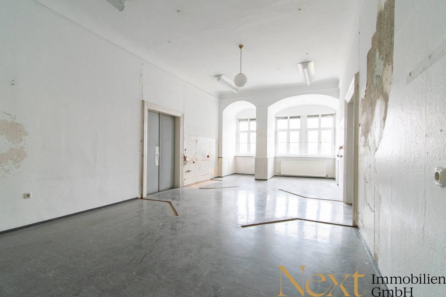 Attractive office/practice space directly at Linzer Hauptplatz for rent