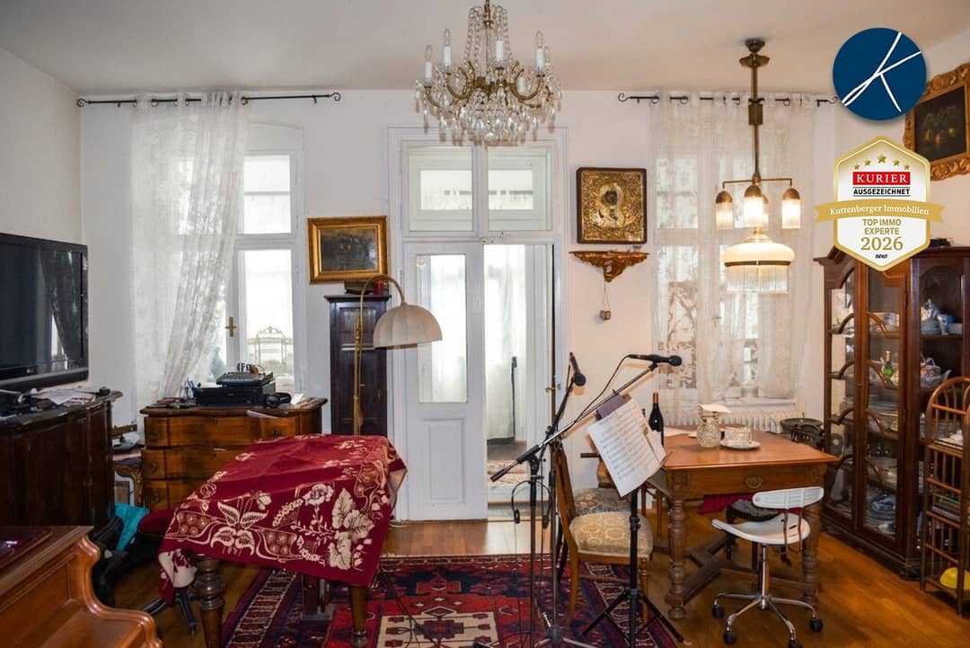 Wohnzimmer mit Loggiaausgang