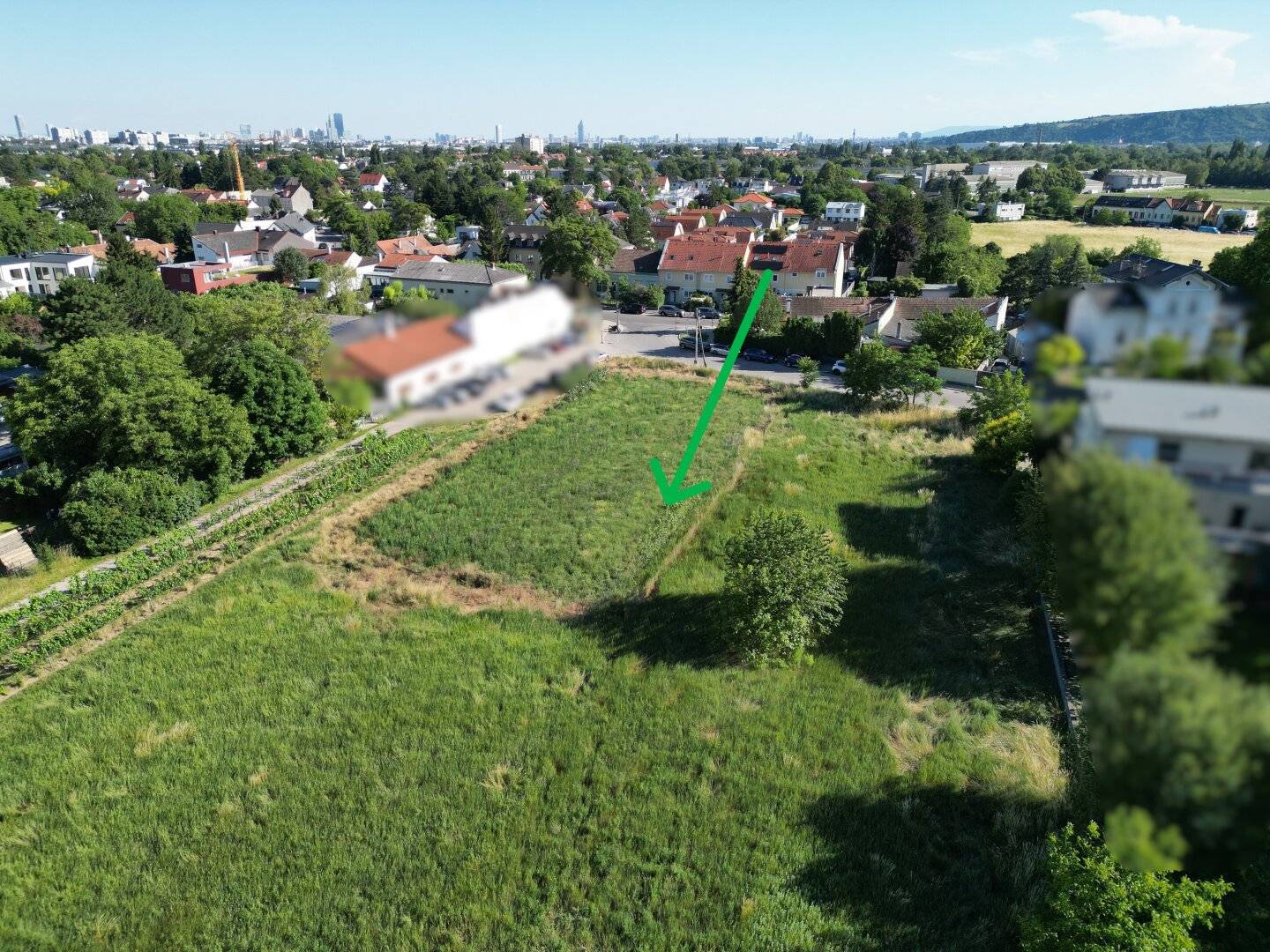 Plot at Bisamberg with pond and building land portion