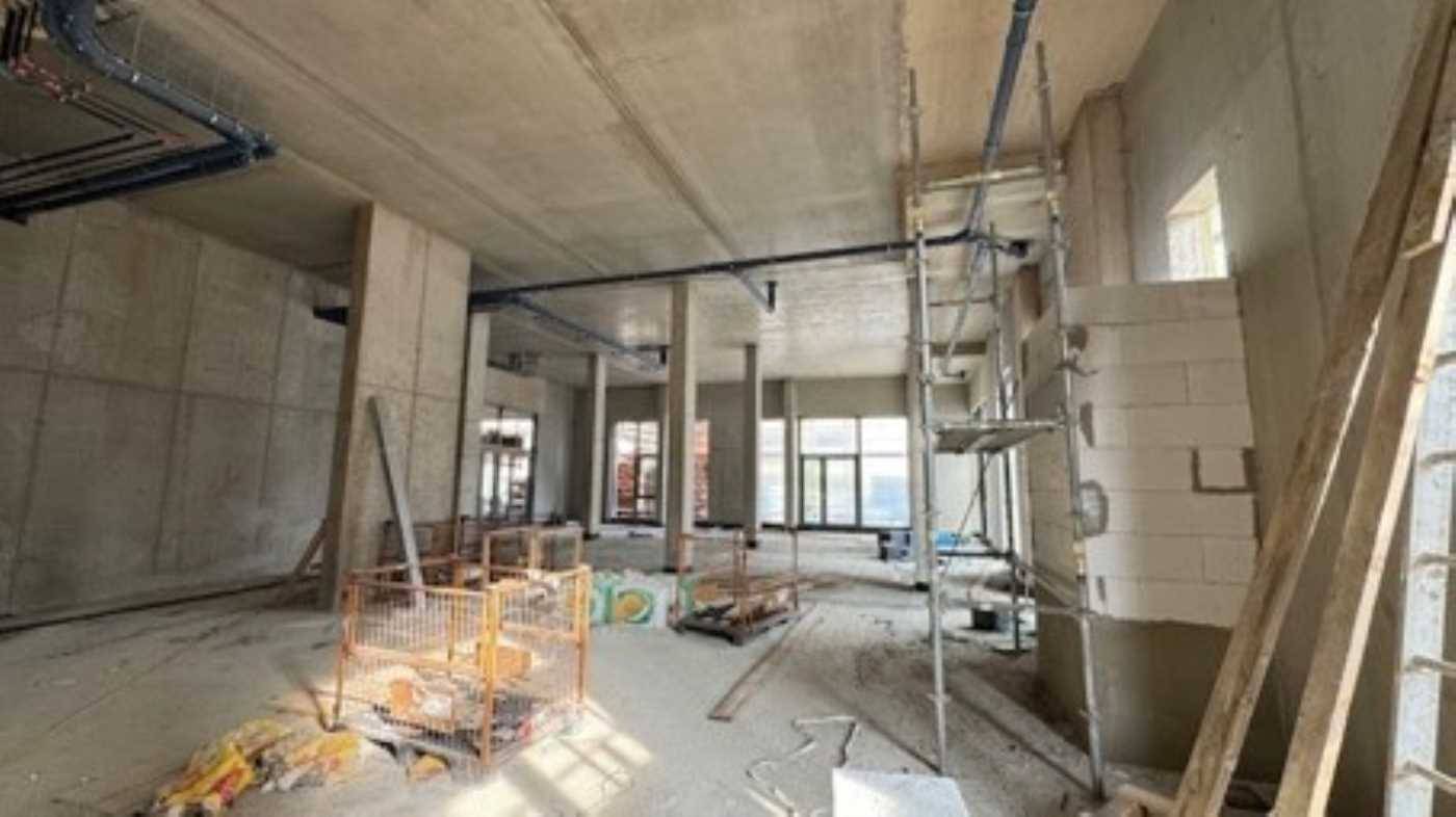 Commercial Space with Outdoor Area in New Development An der Schanze