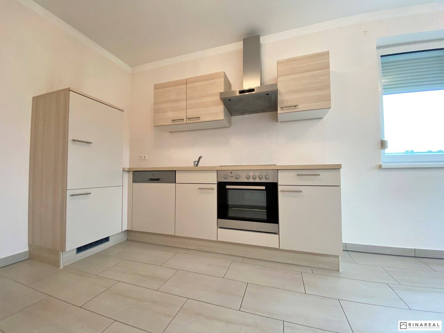 Balcony apartment with open kitchen and southwest orientation