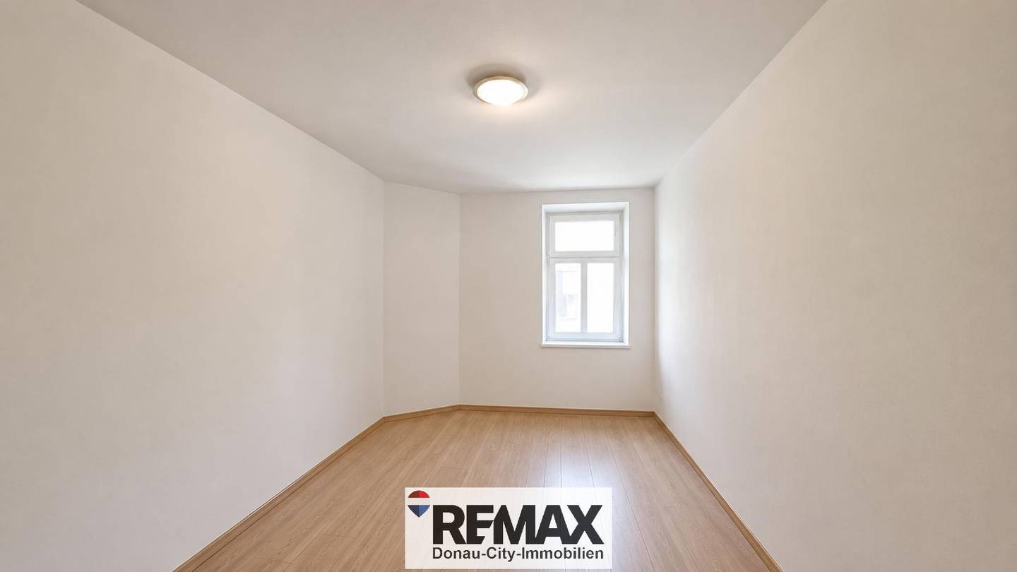 Ruhige Altbauwohnung mit flexibler Raumaufteilung