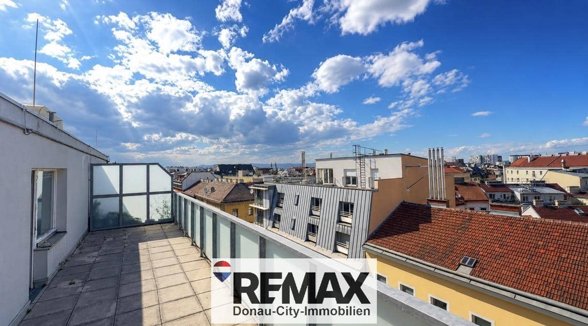 Dachgeschosswohnung mit 26 m² Dachterrasse und Panoramablick