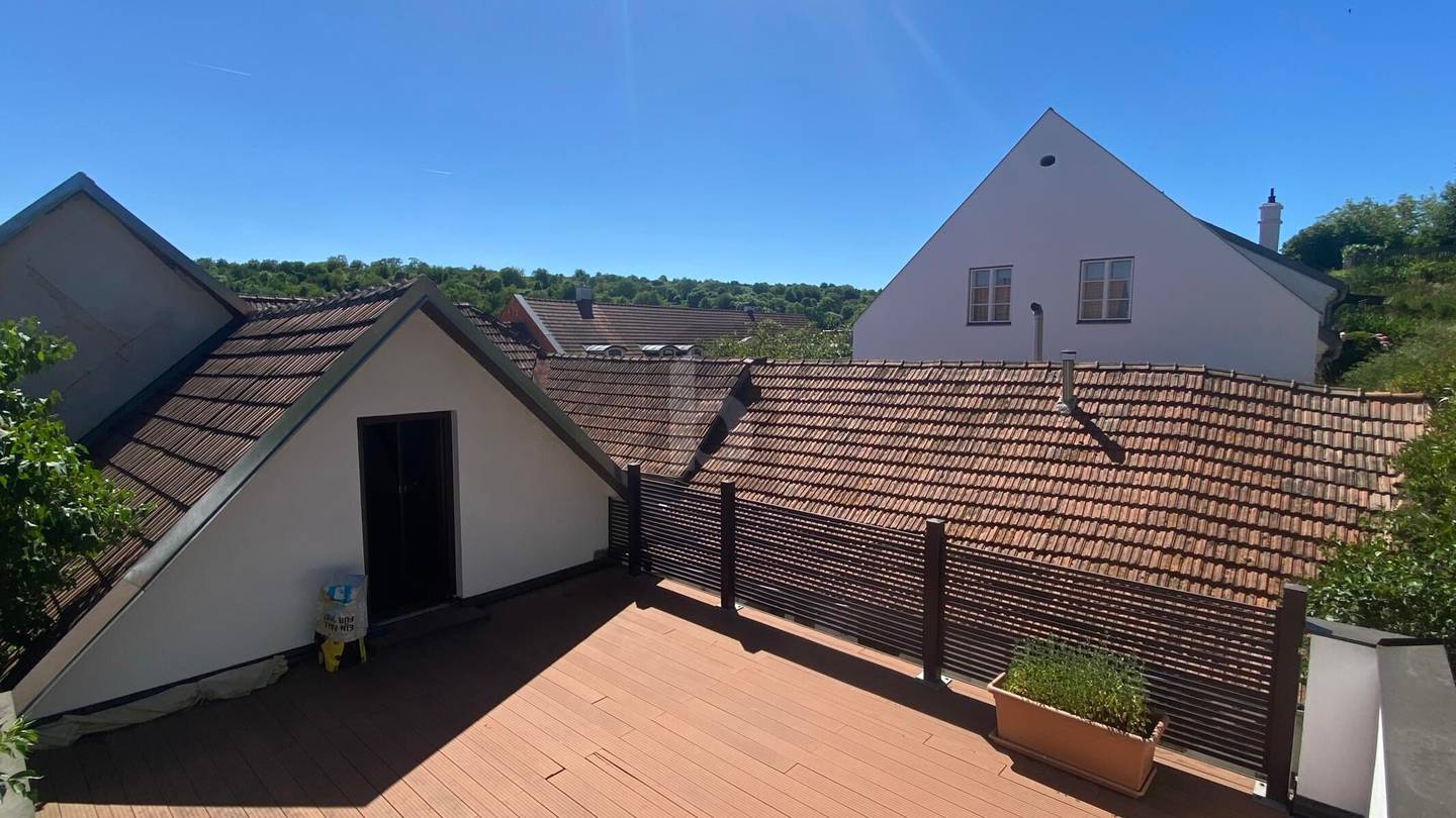 Idyllische Kamptallage mit neu angelegter Dachterrasse Wohnung