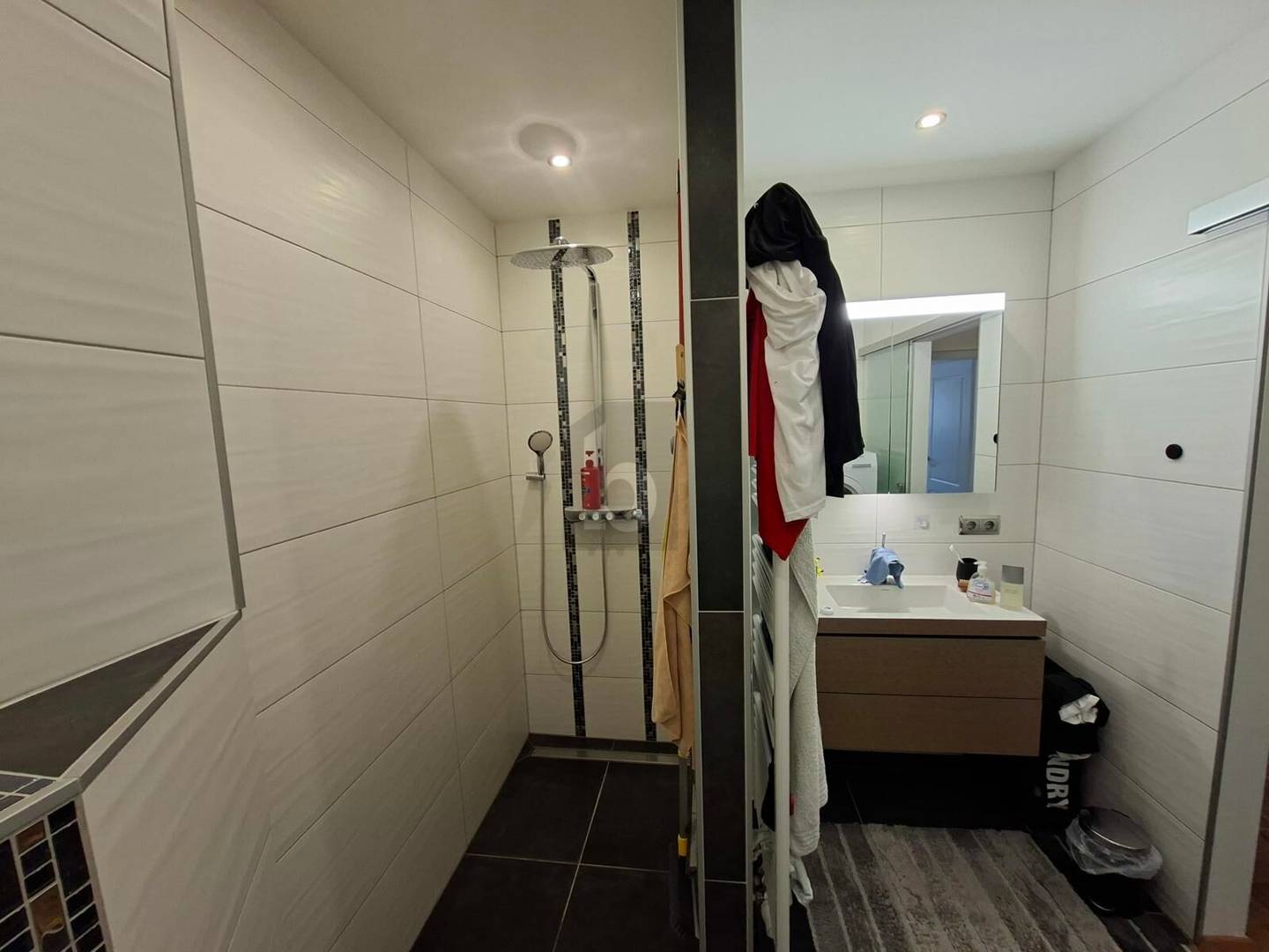 Ruhige Wohnung im Zentrum mit südseitigem Balkon