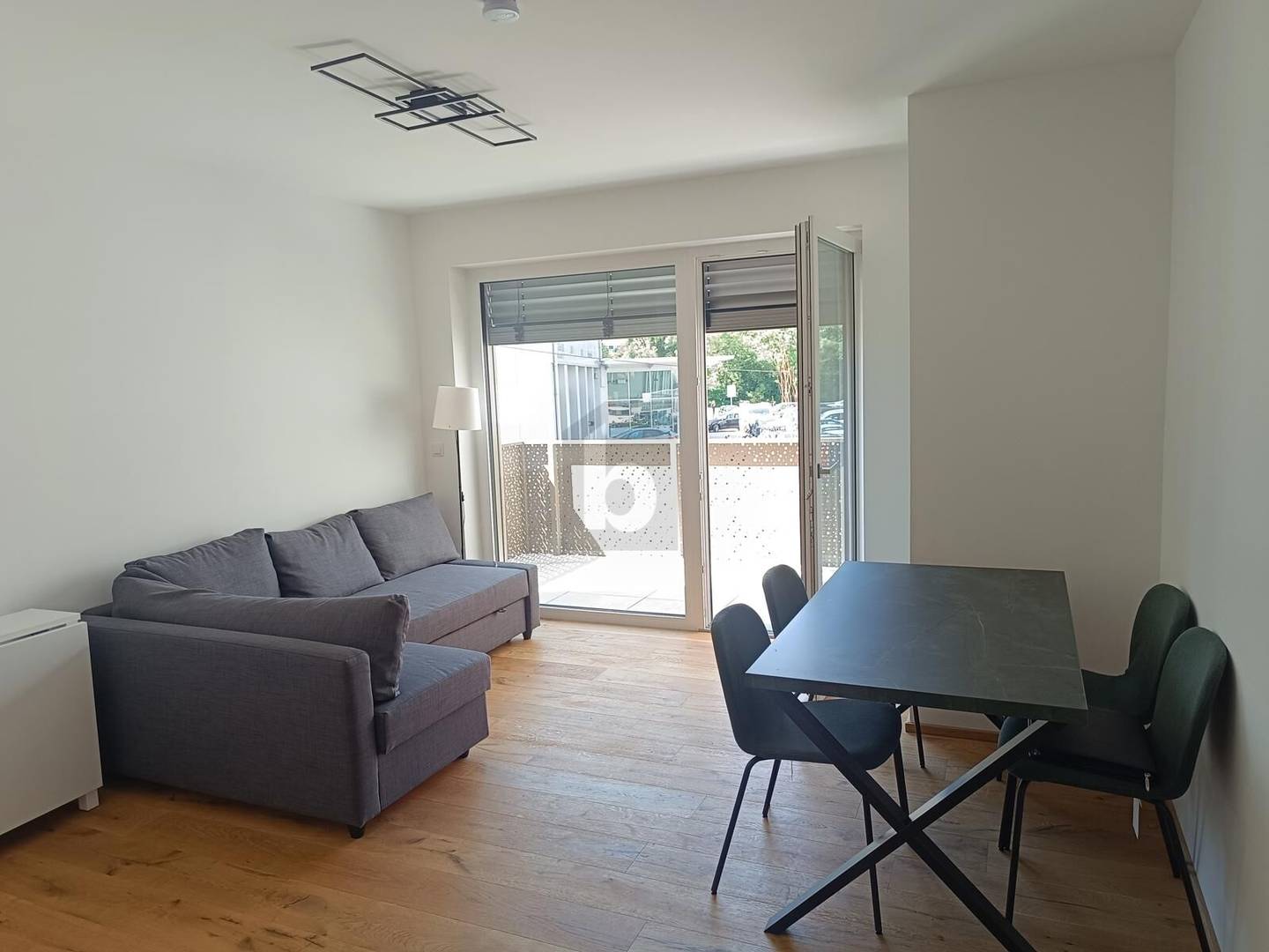 Modern furnished Wohnung near Alte Donau with balcony