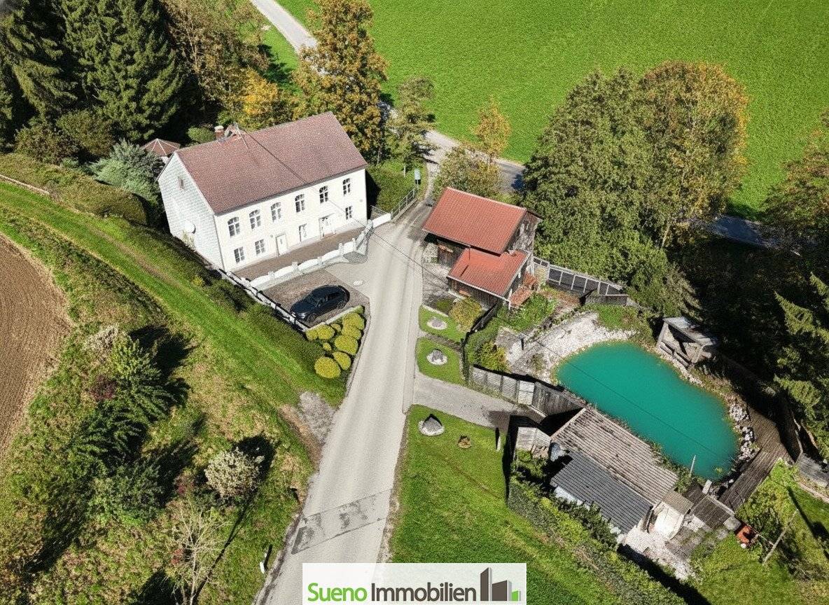 Ehemalige Mühle mit Wintergarten und Biotop