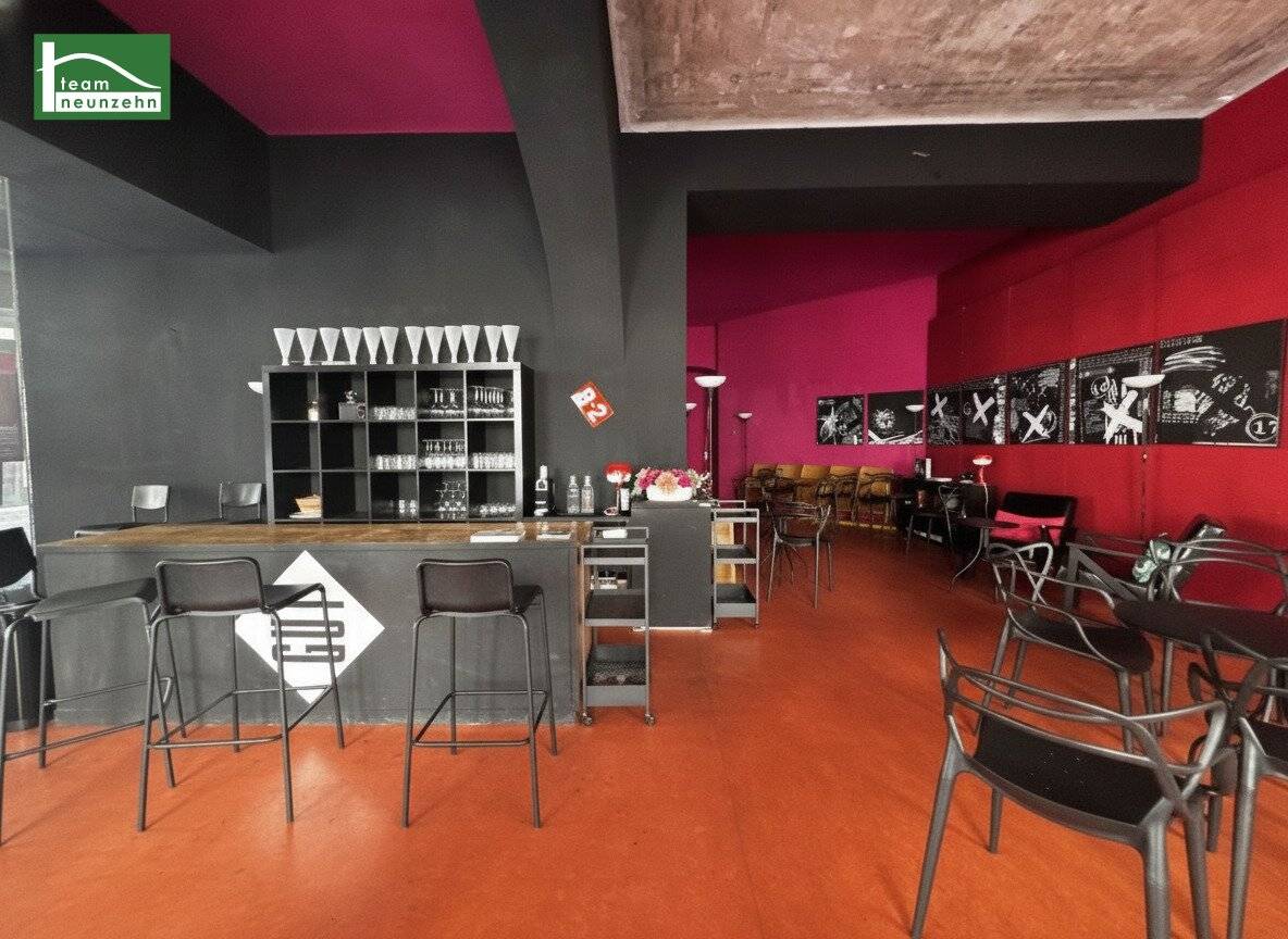 Work with Atmosphere: Historic gem with mid-century flair